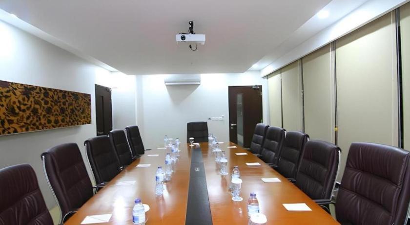 Hotel Falatehan ג'קרטה מראה חיצוני תמונה