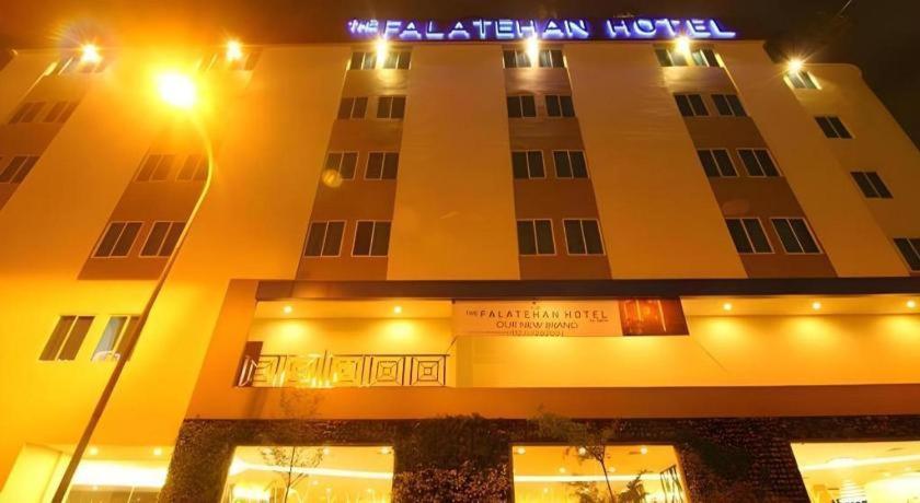 Hotel Falatehan ג'קרטה מראה חיצוני תמונה